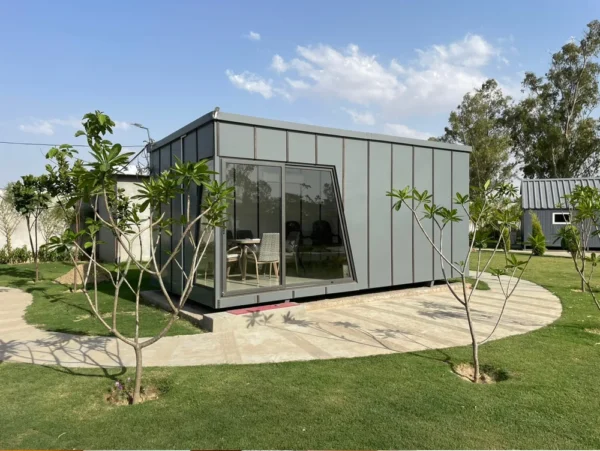 prefabricated-premium-portable-office-cabin-1000x1000